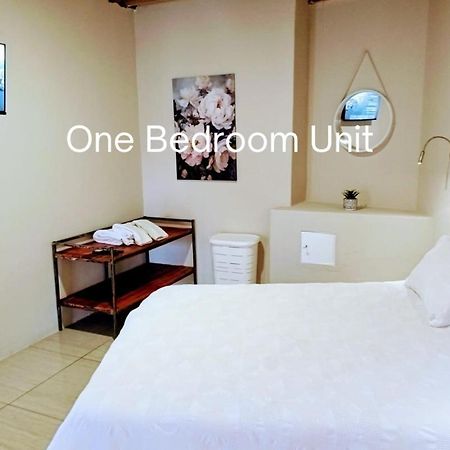 Bateleur Self Catering Cc Διαμέρισμα Βίντχουκ Εξωτερικό φωτογραφία