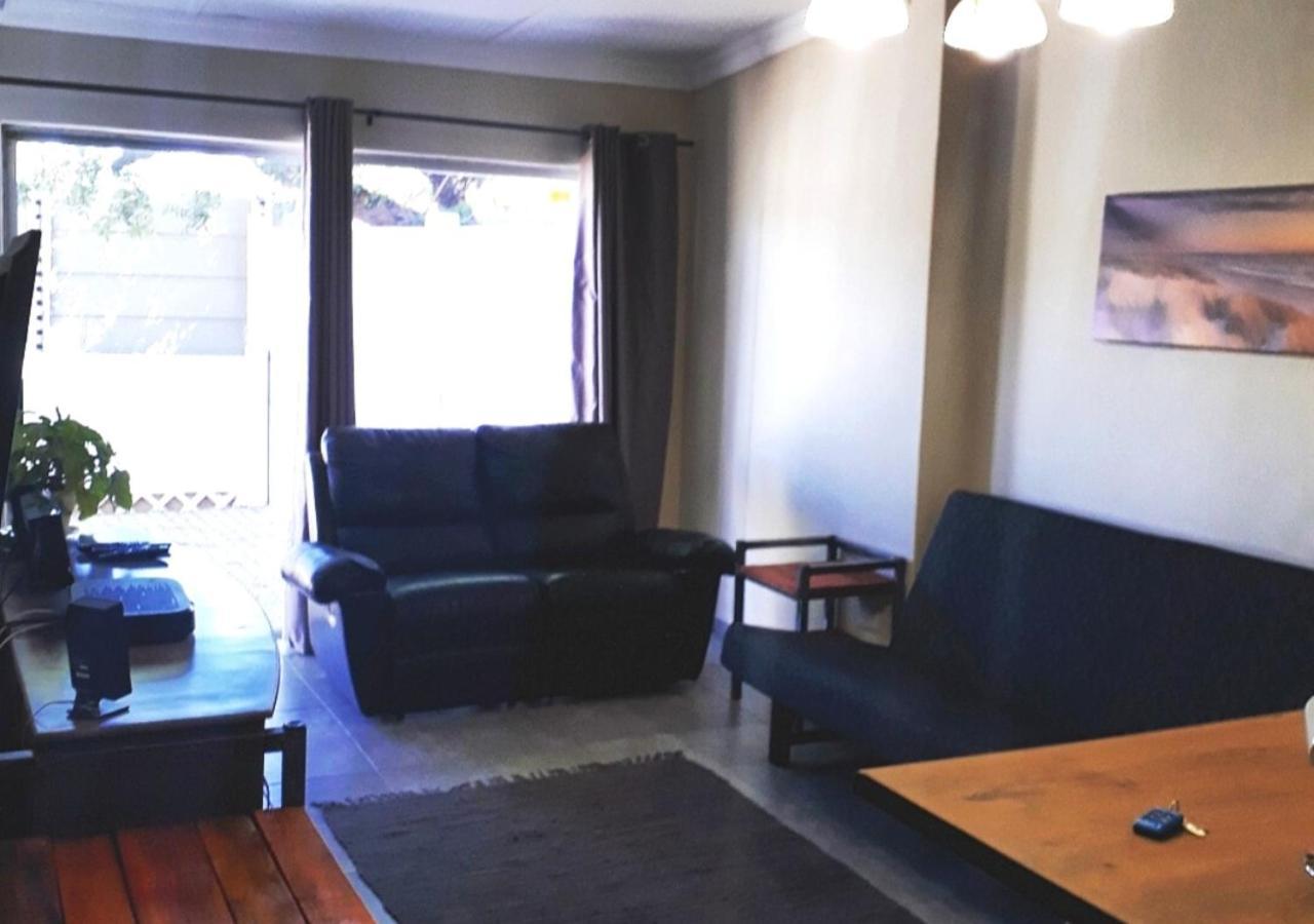 Bateleur Self Catering Cc Διαμέρισμα Βίντχουκ Εξωτερικό φωτογραφία
