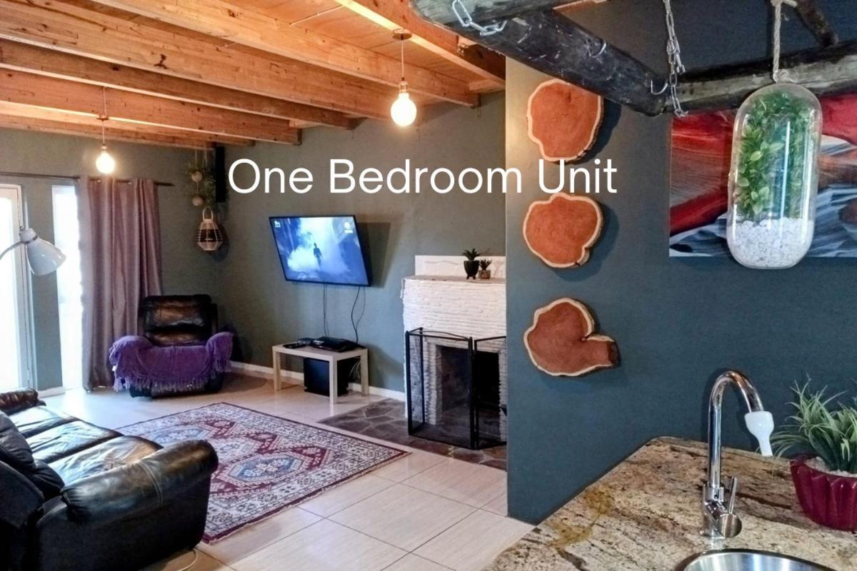 Bateleur Self Catering Cc Διαμέρισμα Βίντχουκ Εξωτερικό φωτογραφία